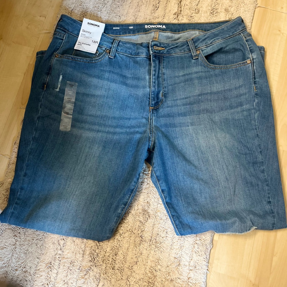 NWT Sonoma 18R Skinny Mid Rise 401 Donner Jean - Picture 1 of 9